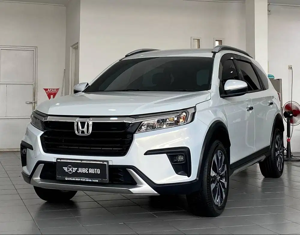 LIKE NEW LOW KM HONDA BRV 1.5 PRESTIGE CVT Non Sensing 2023