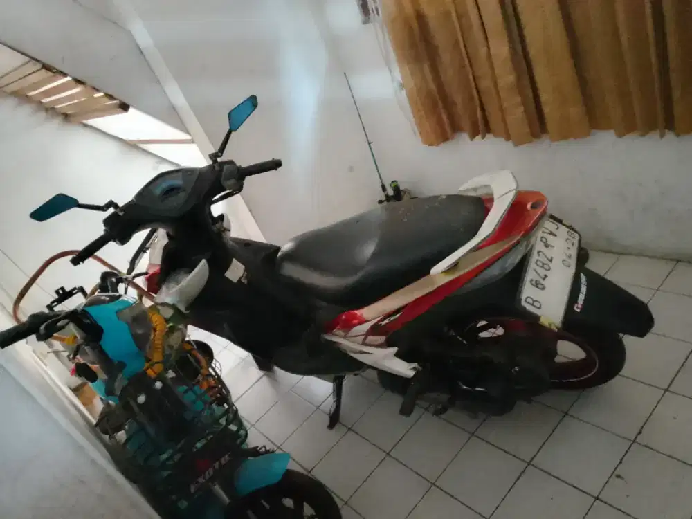 Xeon 2013 merah