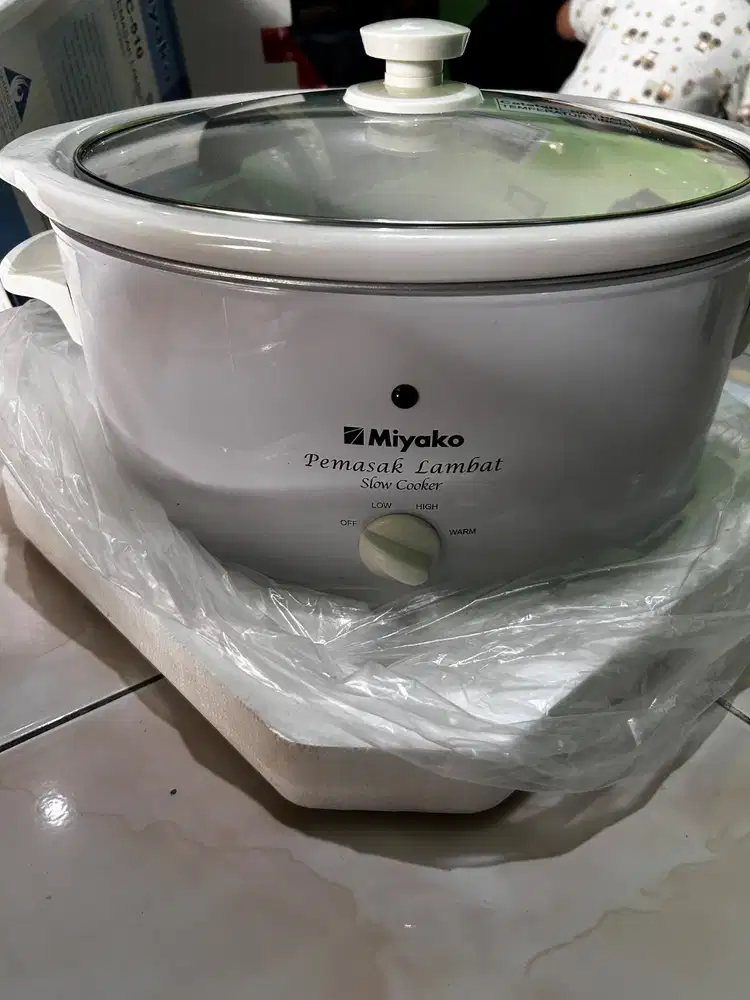 Miyako Slow Cooker SC-510 Pemasak Lambat Besar 5.1L