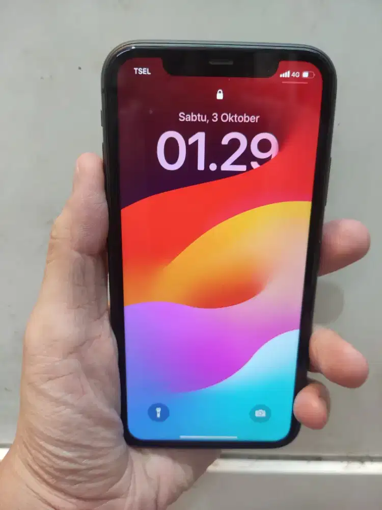 Iphone 11 64GB EX iBox Sangat mulus