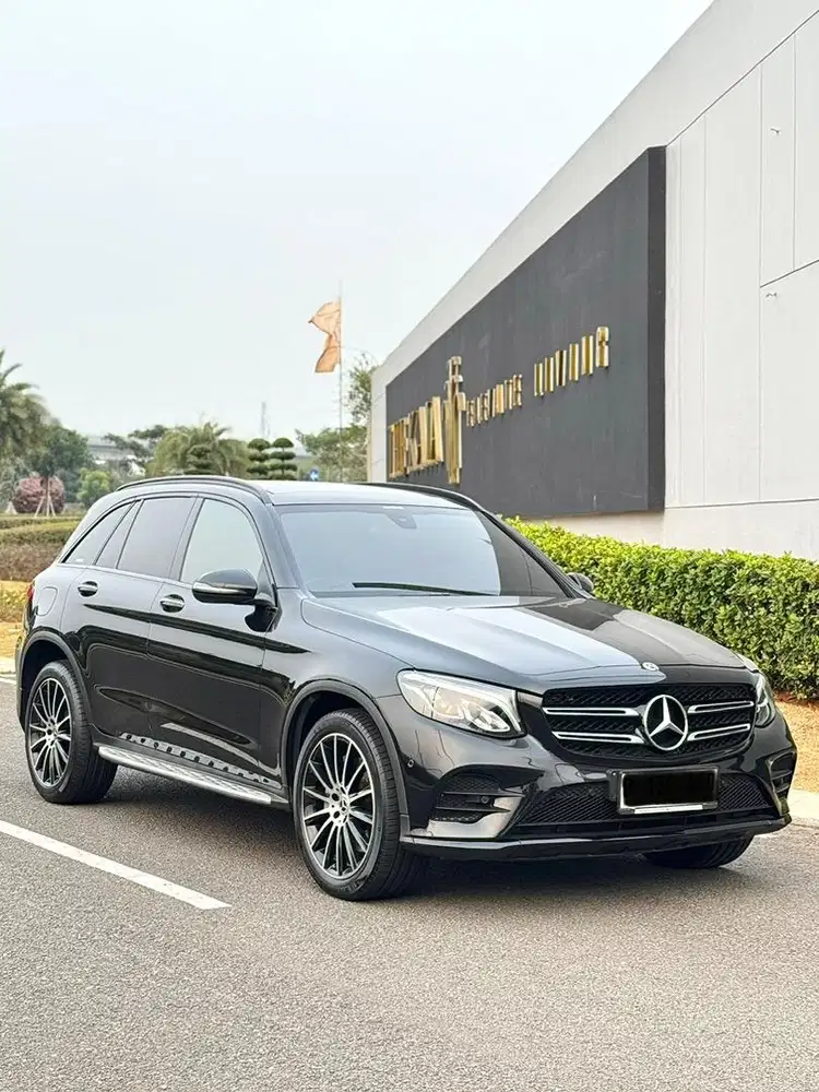 ODO LOW! Mercedes Benz GLC200 AMG Night Edition 2.0 A/T 2019