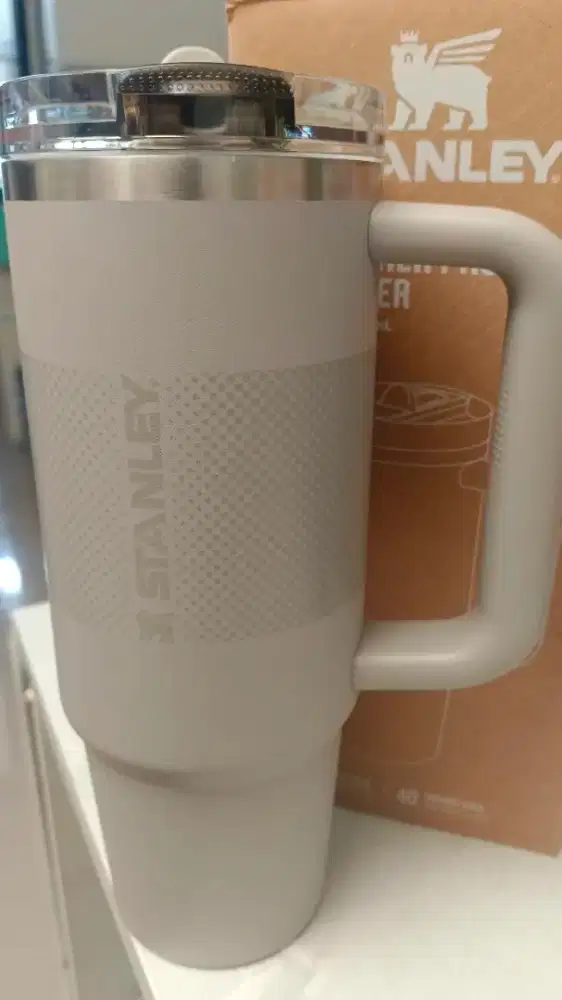 Tumbler Stanley 887 ml