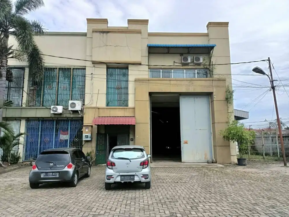DIJUAL GUDANG DAN KANTOR DI MERR RAYA KEDUNGBARUK LOKASI STRATEGIS