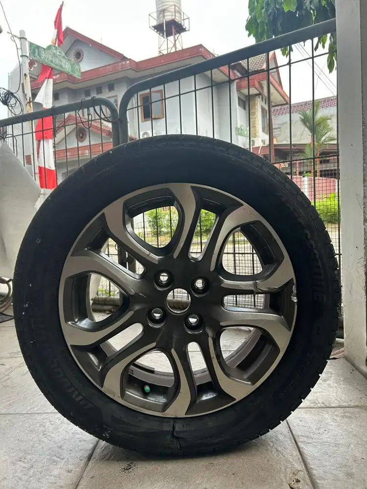 Velg Mazda 2 Skyactive R16 Ori