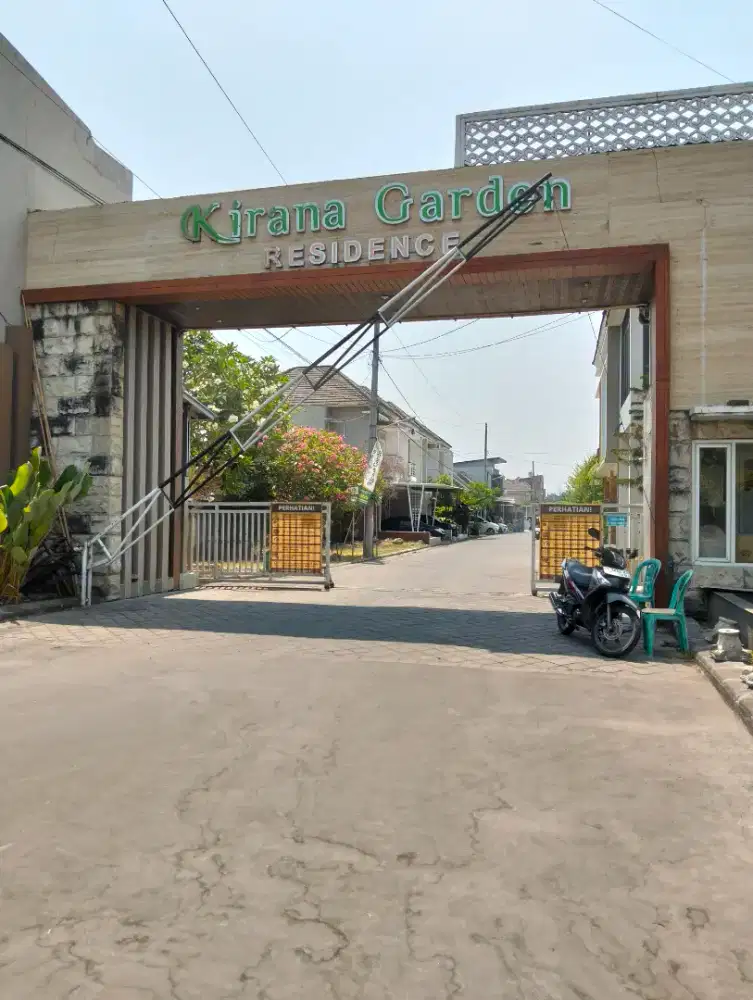 Elit & Strategis Dikontrakan Rumah Dalam Perumahan Tepi Jalan