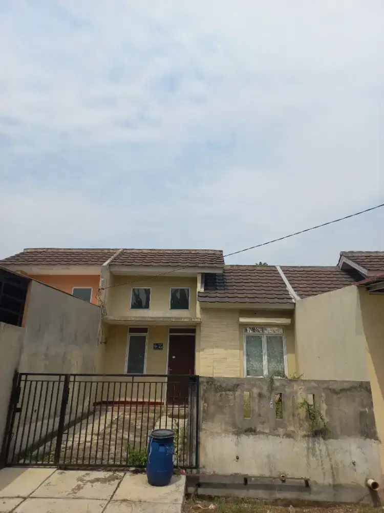 Di Sewakan rumah 1 lantai  di Telaga Kahuripan