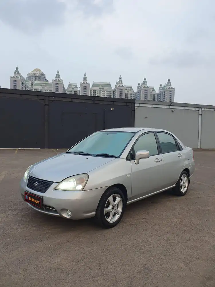 SUZUKI BALENO 2003
