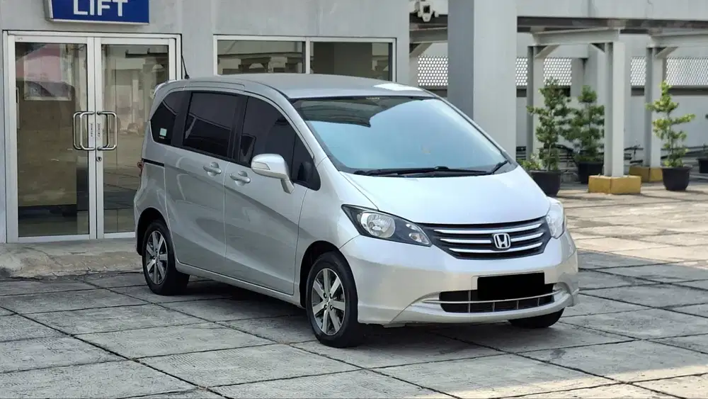 Honda Freed PSD 2011