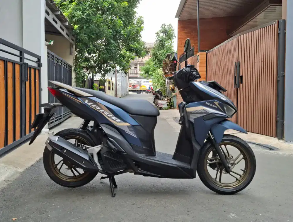 Honda Vario 125 Gen 2 Keyless CBS ISS MULUSSS Pajak Hidup