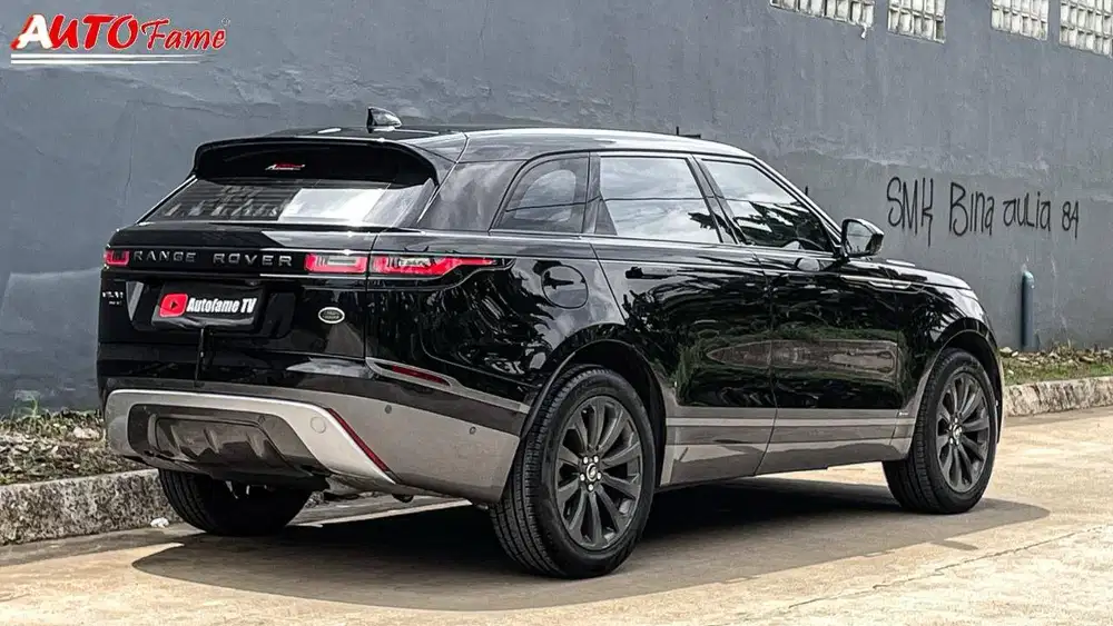 KM34RB Land Rover Range Rover Velar P-250 SE 2.0 R-Dynamic NIK 2017 Bl