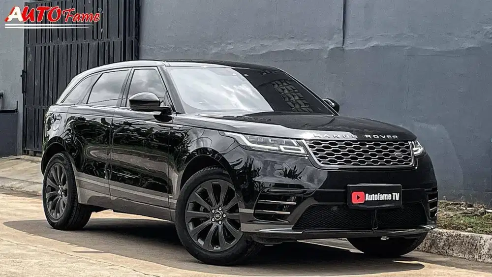 KM34RB Land Rover Range Rover Velar P-250 SE 2.0 R-Dynamic NIK 2017 Bl