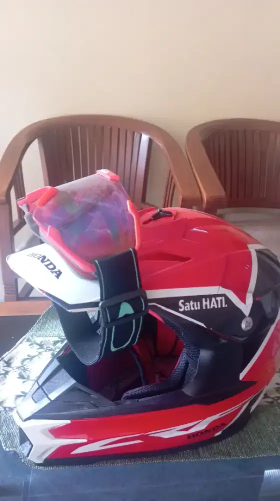 HELM BEKAS FULL FACE - NEGO