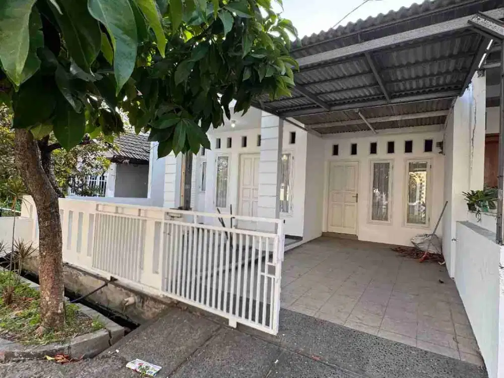 Di jual Rumah Bagus Tanah Luas Dalam Komplek