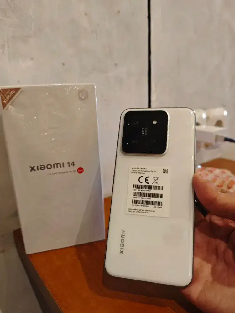 Xiaomi 14 5G WHITE 12/256GB Fullshet Original Nota Ada
