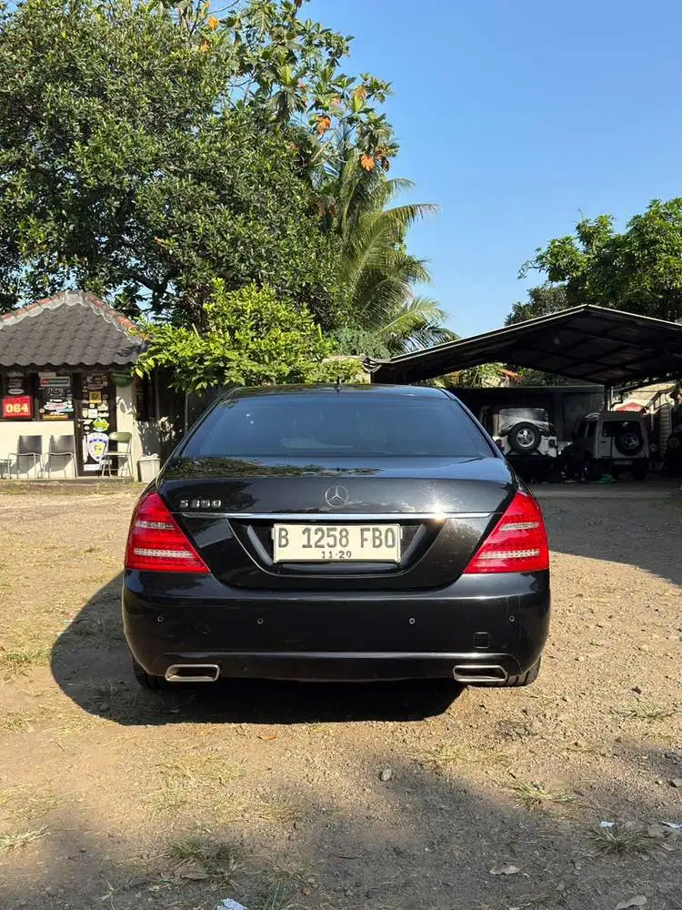 Mercedes-Benz S350 2011 Bensin