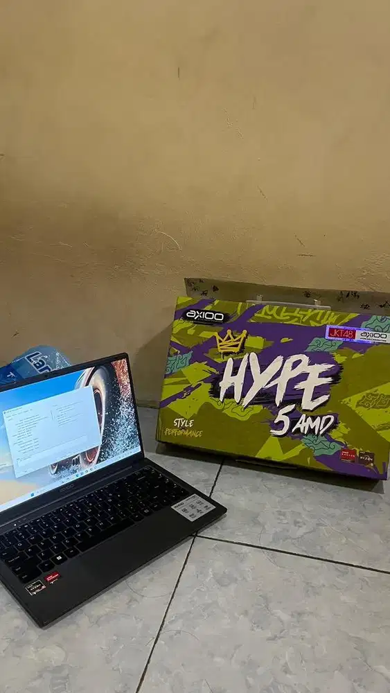 AXIOO HYPE 5 X5-2 Ryzen 5 7430 Ram 8GB Ssd 256GB 14 FHD