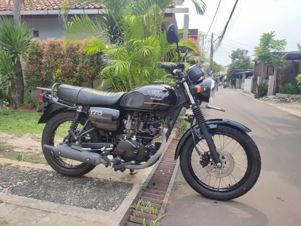 KAWASAKI W175 / W 175 TAHUN 2022