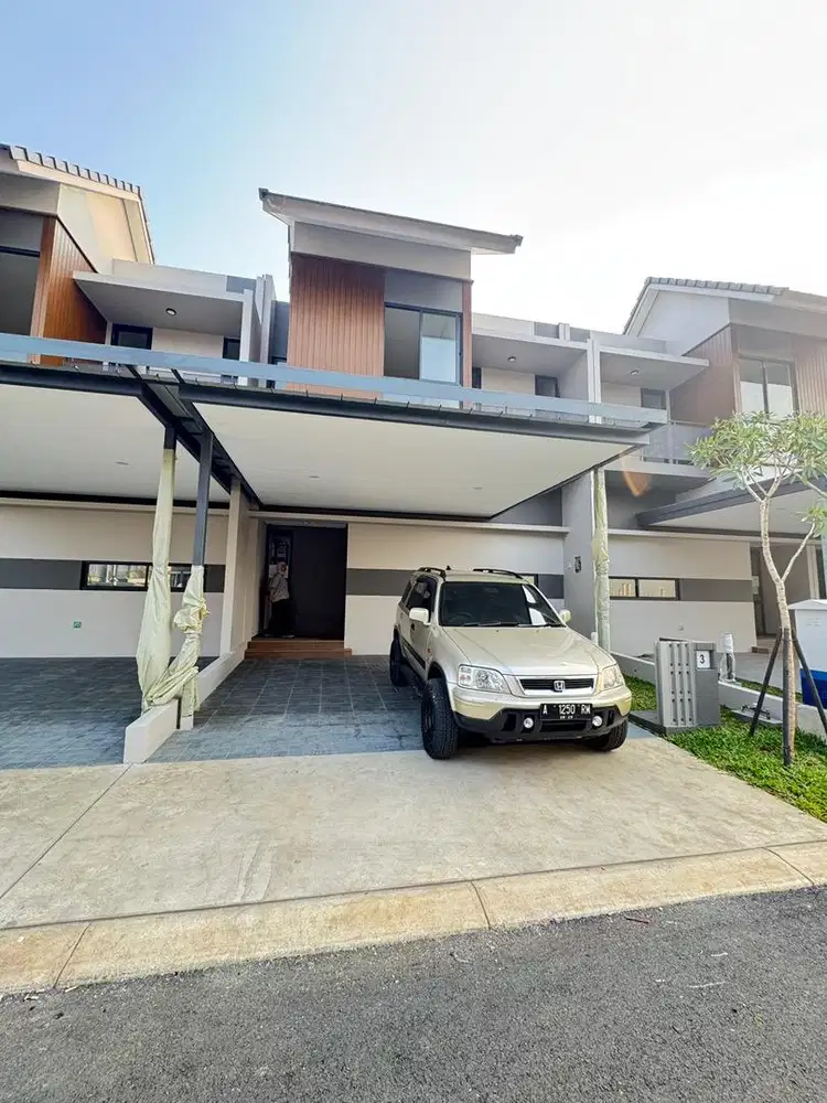 Disewakan Rumah baru Di Suvarna Sutera