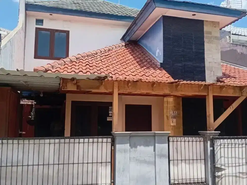 DIJUAL RUMAH JATIBENING | 2 LANTAI | PENCAHAYAAN & UDARA BAGUS | SIAP HUNI