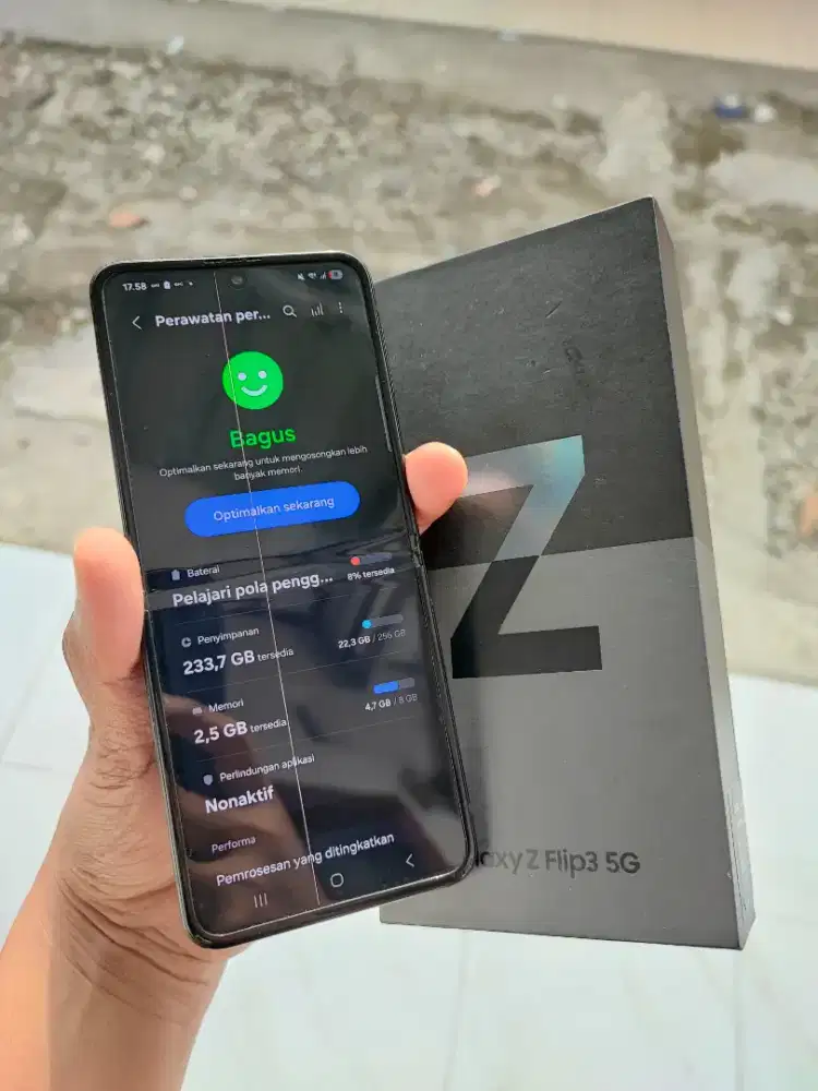 Samsung z flip 3 256 minus garis 1
