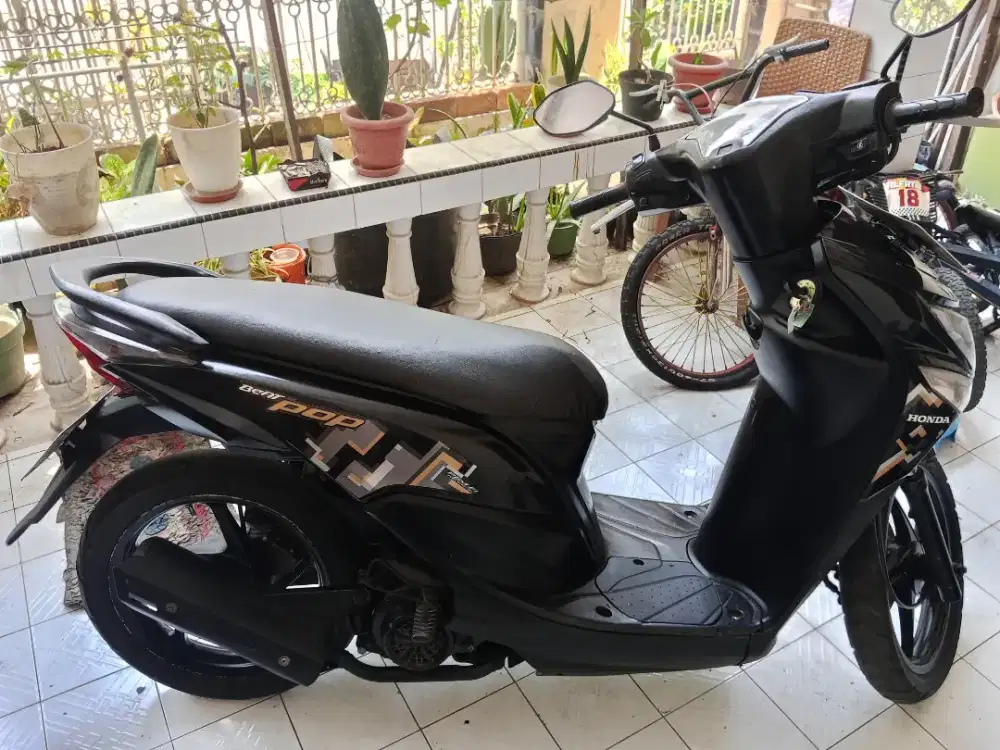 Dijual Cepat Honda Beat Pop 2015
Siap pakai!