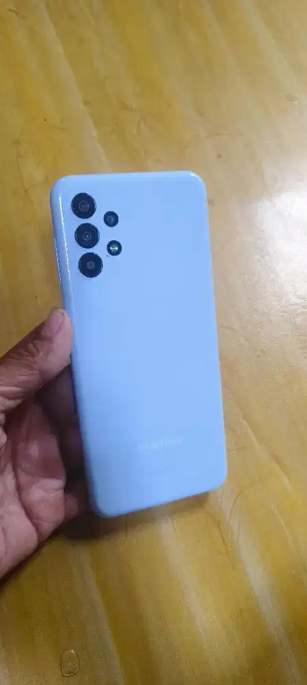 Samsung A13 ram 6/128g no minus