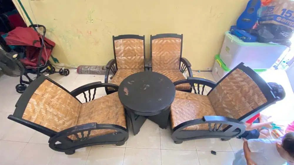 KURSI JATI ANTIK