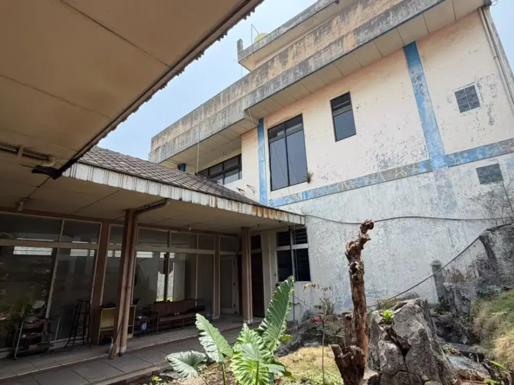 Jual Rumah+Toko+Gudang Strategis Di Mainroad KIara Condong Bandung