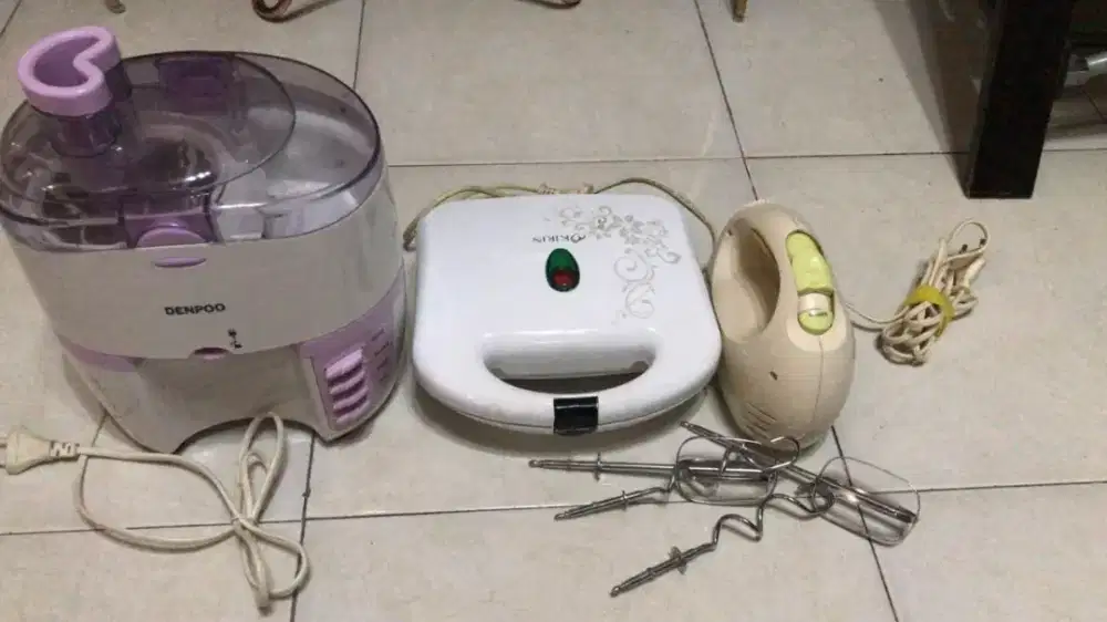 Juicer, panggangan roti, mixer