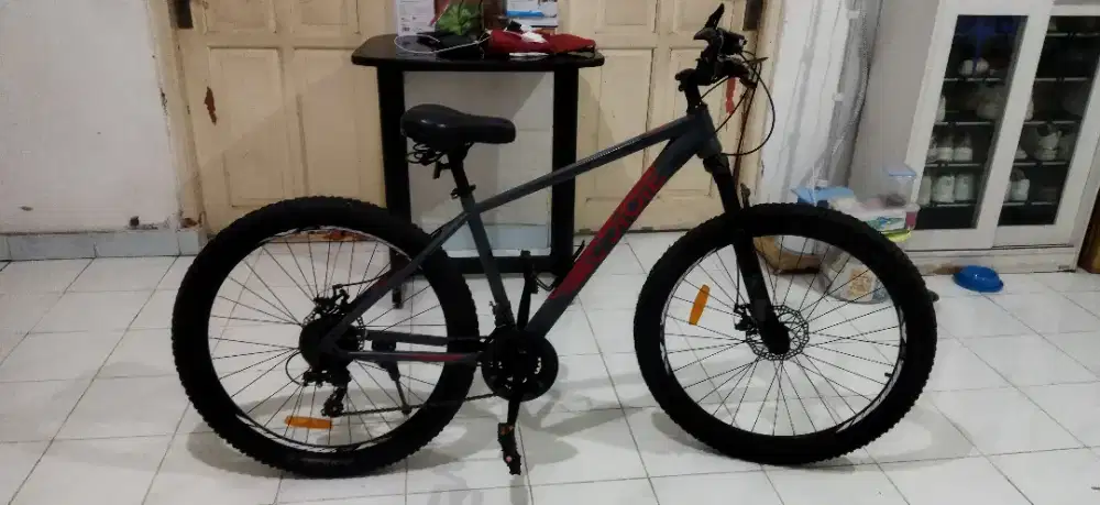 Di jual sepeda gunung Element COYOTE, seperti baru