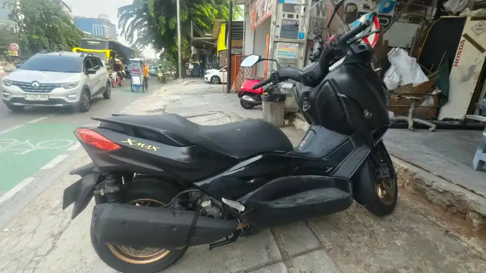 Dijual Cepat!!XMAX TAHUN 2021!