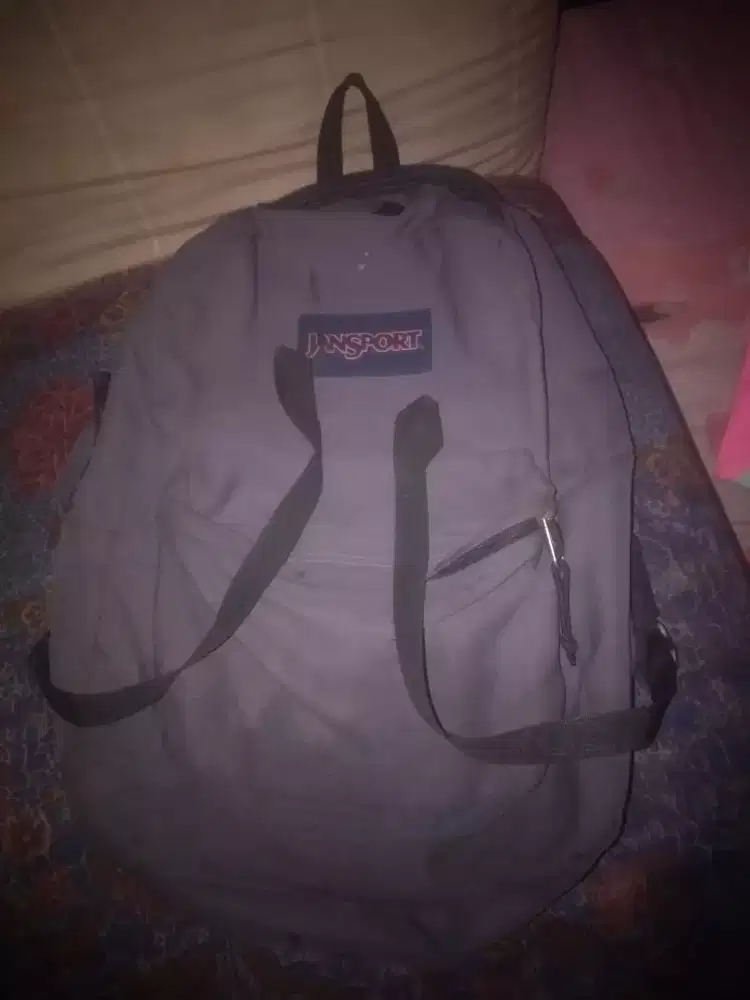 Jansport warna abu abu polos klasik