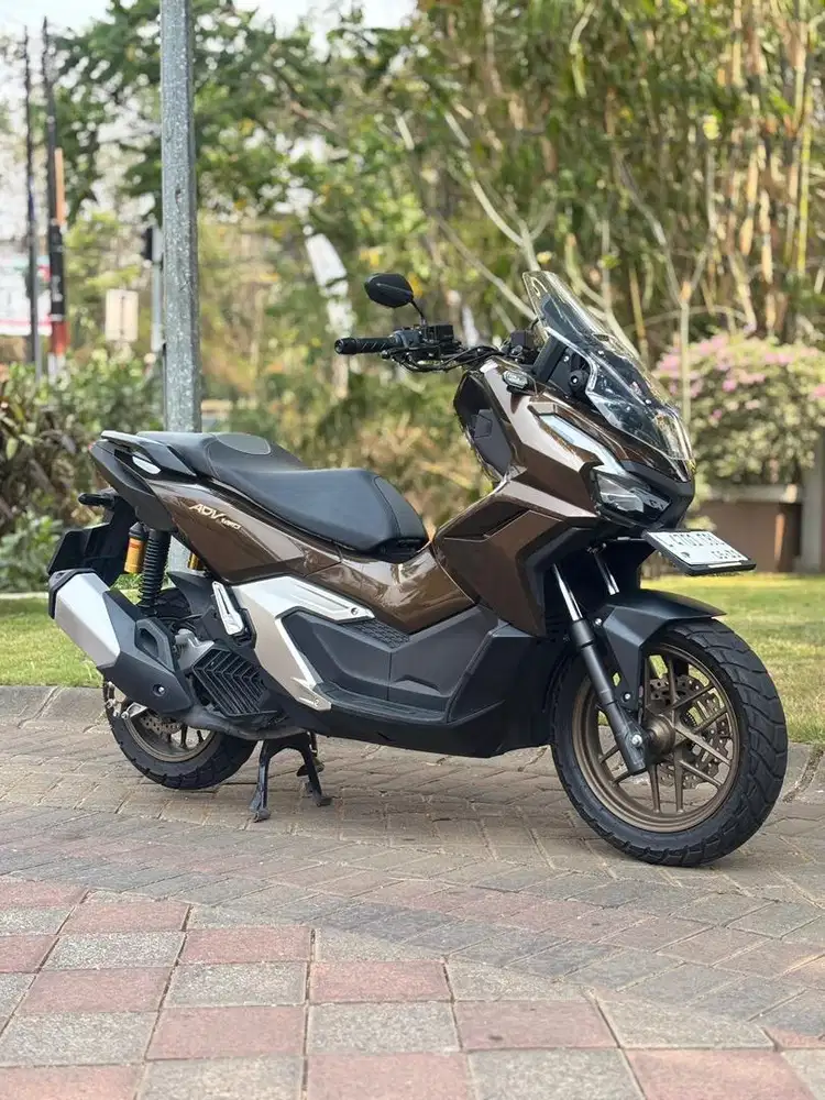 Type Tertinggi Honda ADV 160 ABS Roadsync thn 2026 Odo 3rb Koko Motor