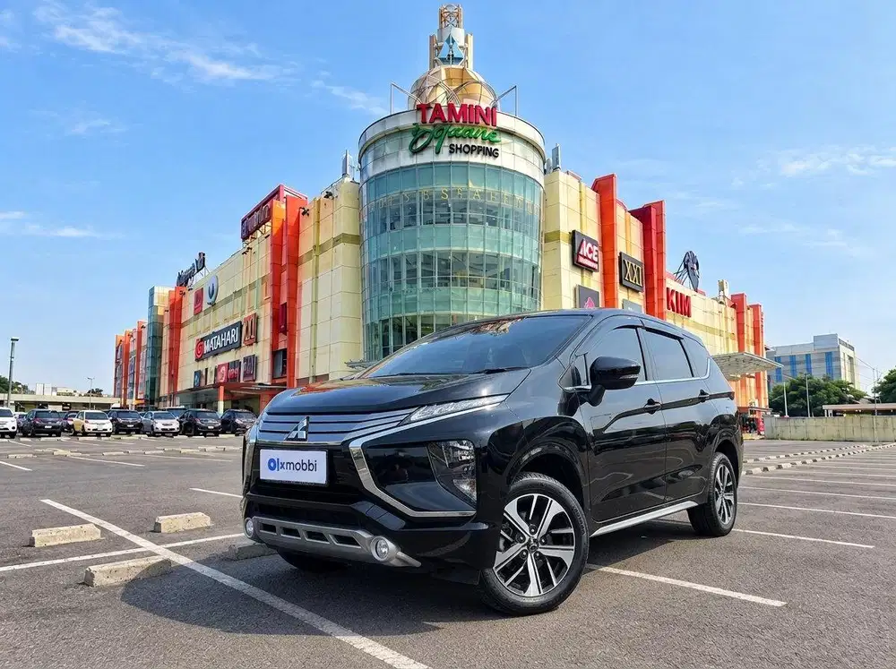 LOW DP -  Mitsubishi Xpander 1.5 Sport Bensin-AT 2018 Hitam CBZZB