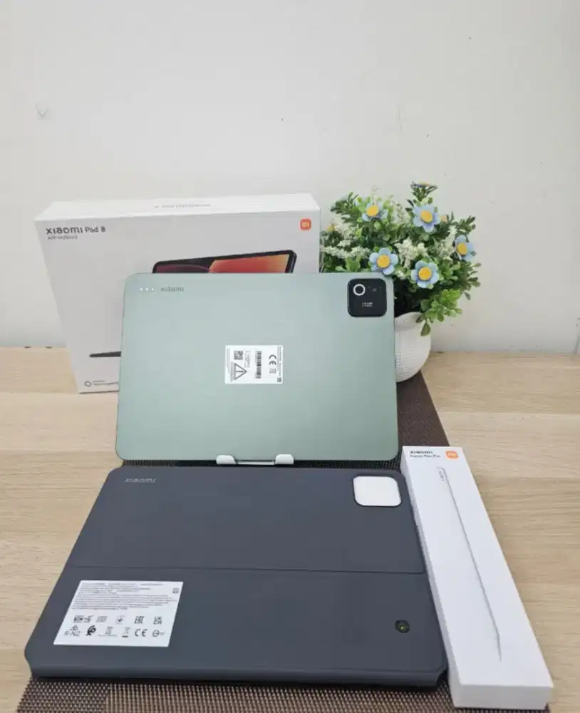 Xioami mipad 8 ram 8gb internal 256gb
