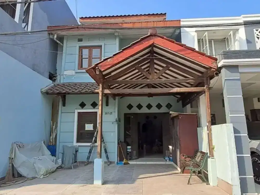 DIJUAL RUMAH 3 LANTAI SIAP HUNI DENGAN CARPORT 2 MOBIL DI JATINEGARA INDAH JAKARTA TIMUR