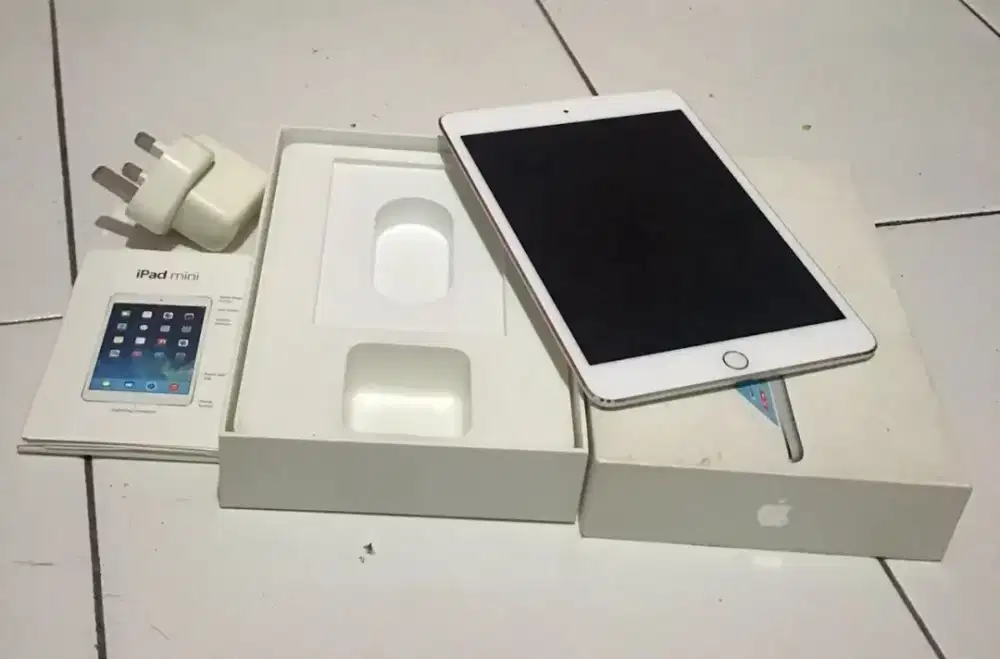 iPad Mini 4th All Operator 128GB Fullset Eks iBox