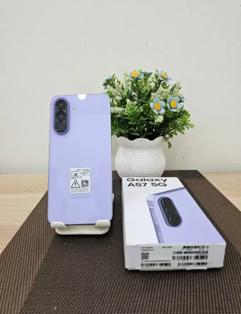 Samsung a57 8/256 5G like new garansi panjang