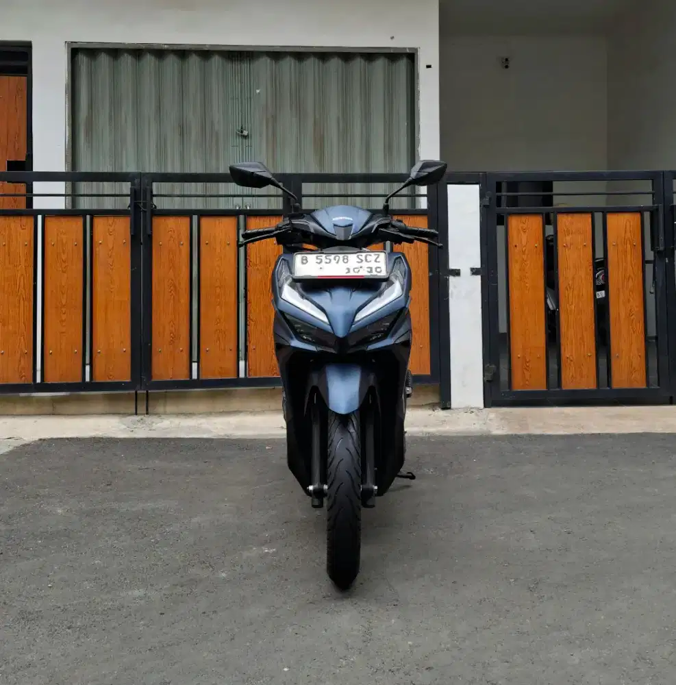 Honda Vario 125 Gen 2 Keyless CBS ISS MULUSSS Pajak Hidup
