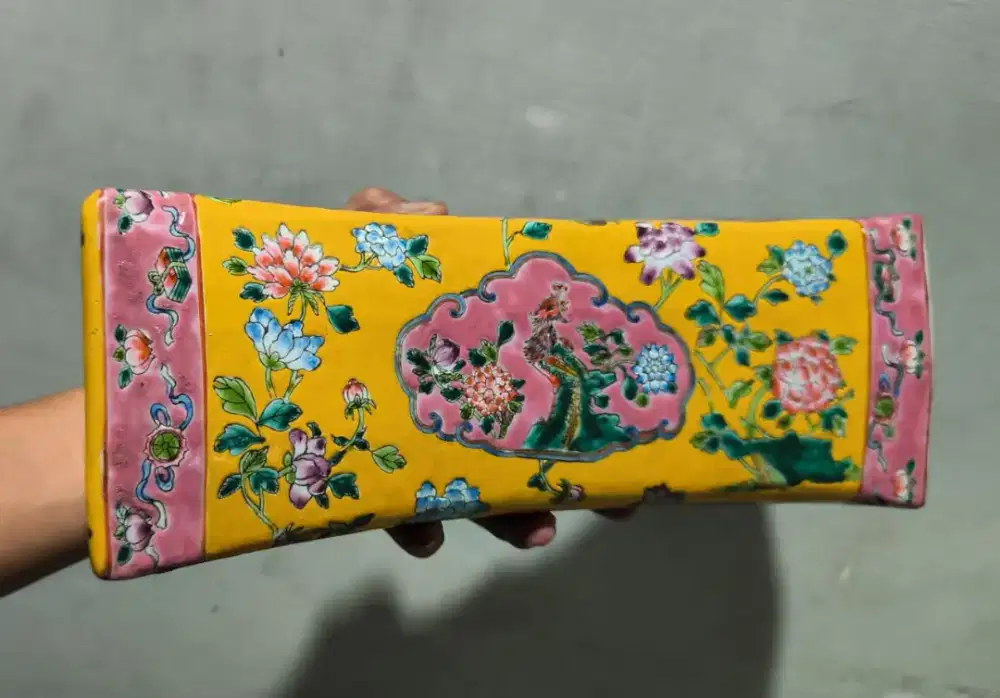 Bantal keramik china