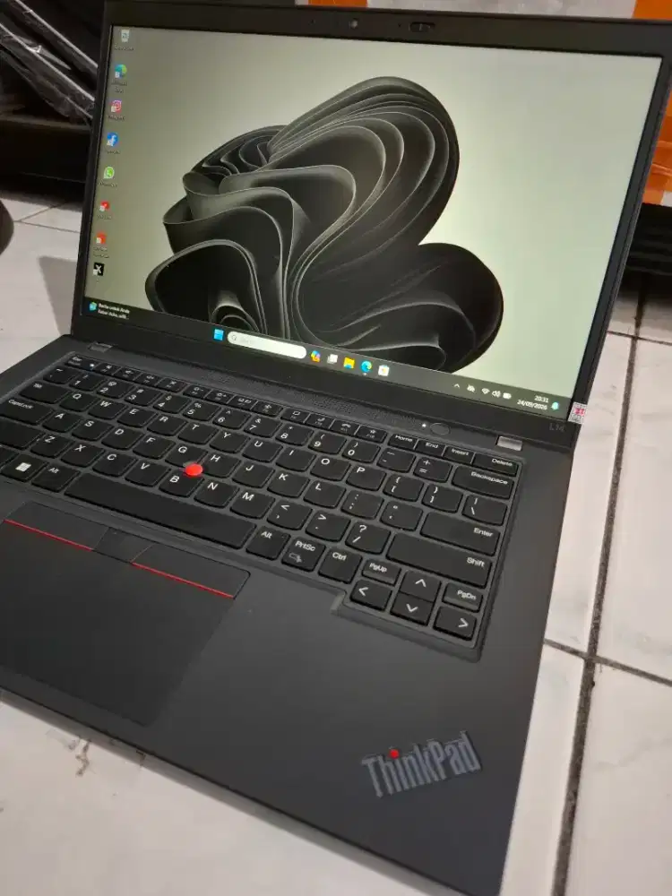 Lenovo ThinkPad L14 G3 i3 Generasi 12th/Ram 8gb/Ssd 256gb