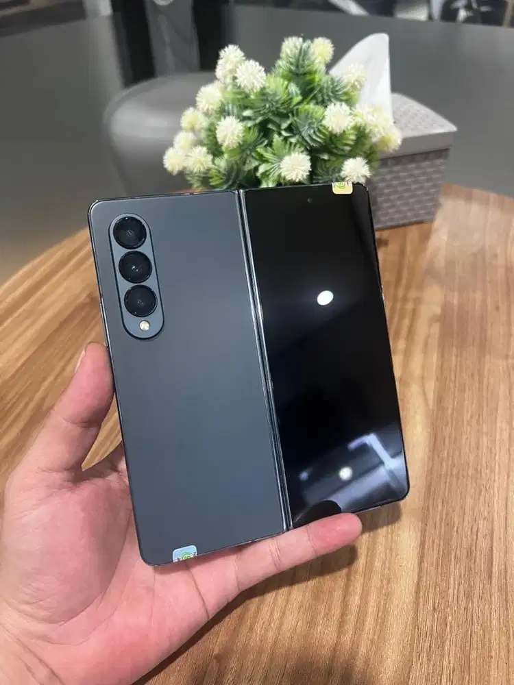 Samsung Z Fold 4 12/256gb Sein Normal
