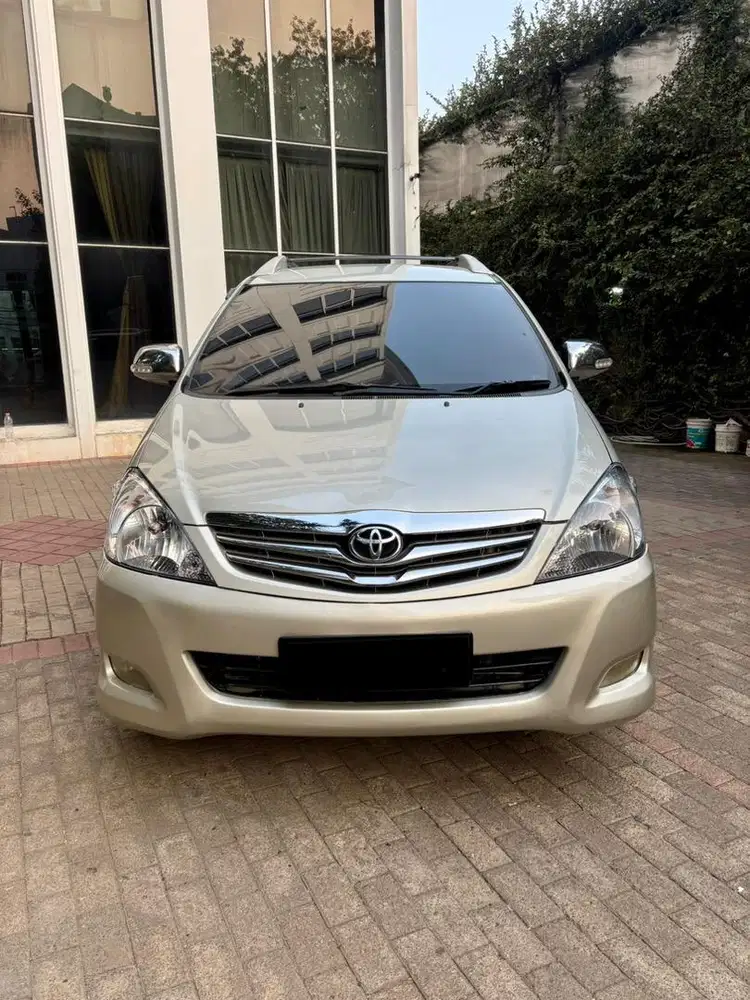 Toyota Innova G 2.0