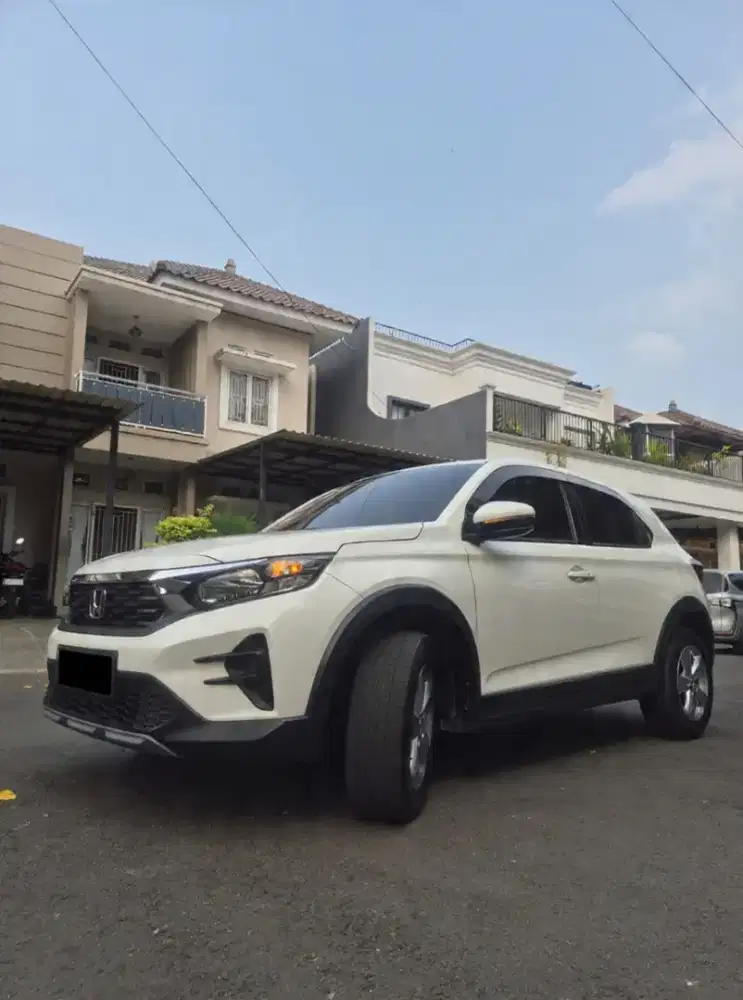 Honda WRV-E 2024 Putih AT