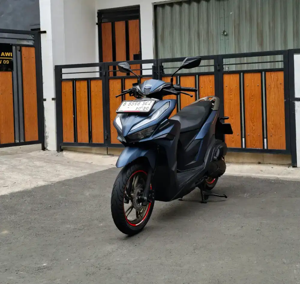 Honda Vario 125 Gen 2 Keyless CBS ISS MULUSSS Pajak Hidup