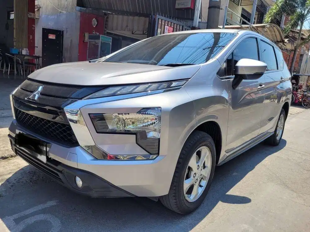Mitsubishi Xpander GLS Manual 2022 Mulus Like New Silver