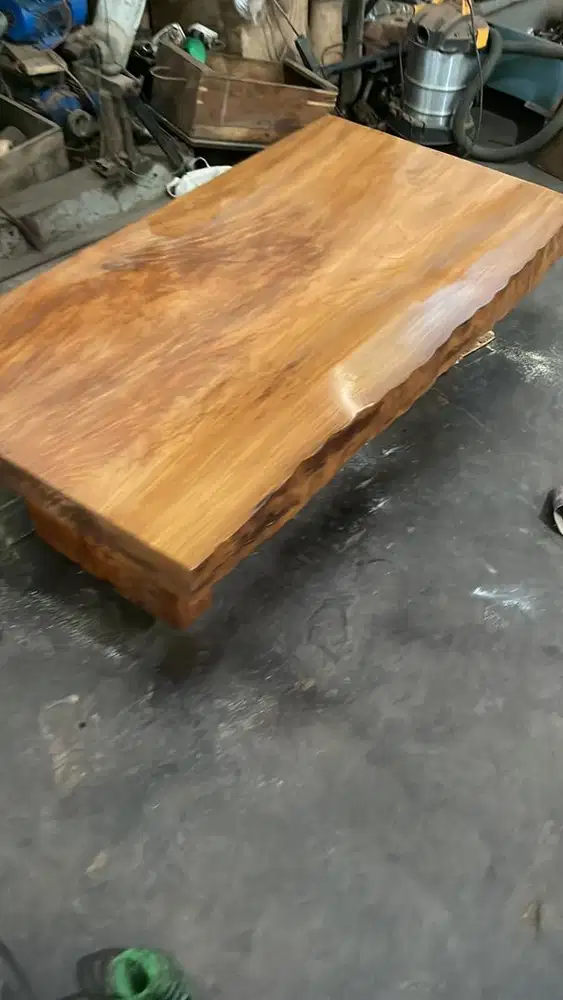 Meja jati solid