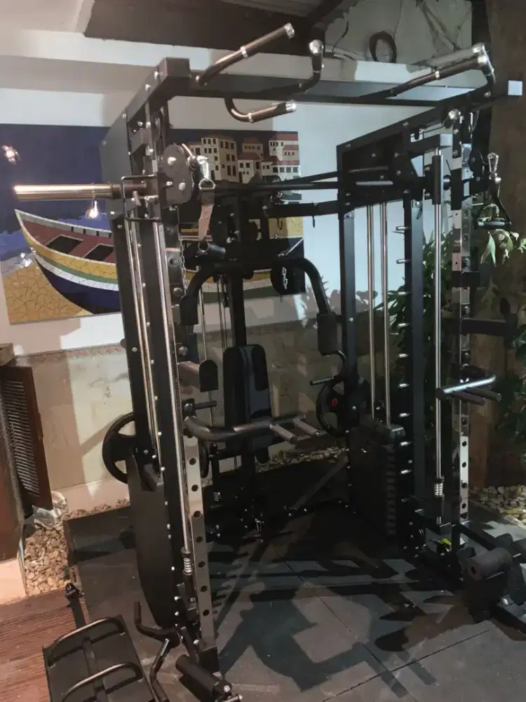 Smith machine multygym