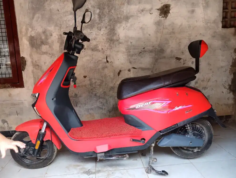 Sepeda listrik uwinfly M70