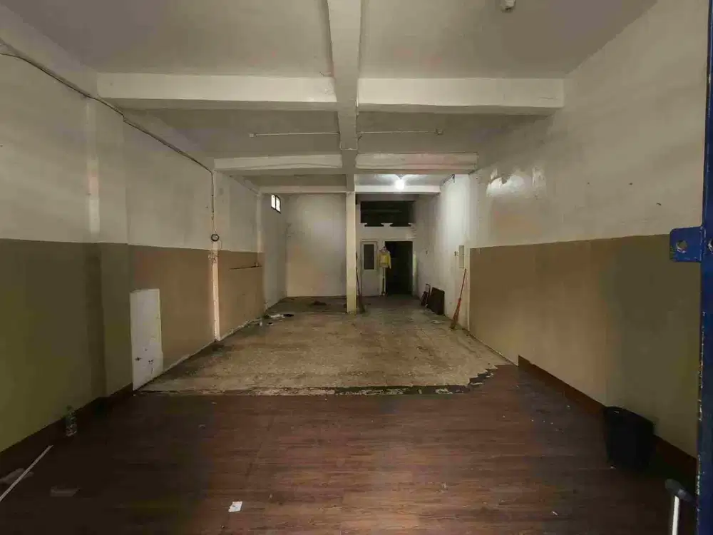 disewakan murah ruko 2lt pusat kota madiun